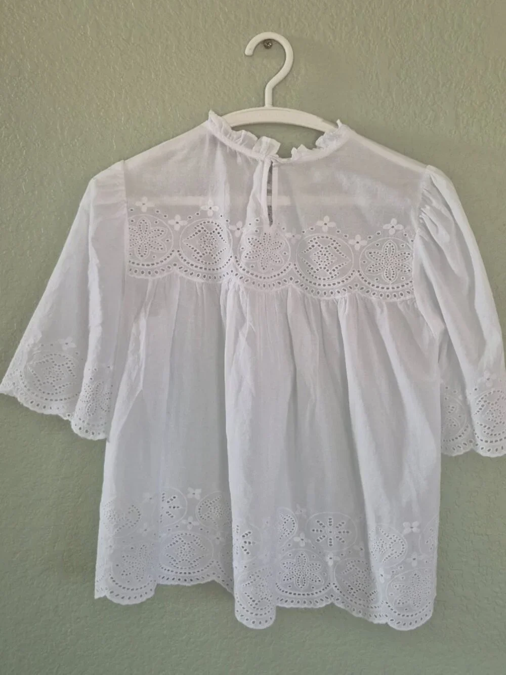 Madewell White Eyelet Embroidered Blouse — NWT 🤍